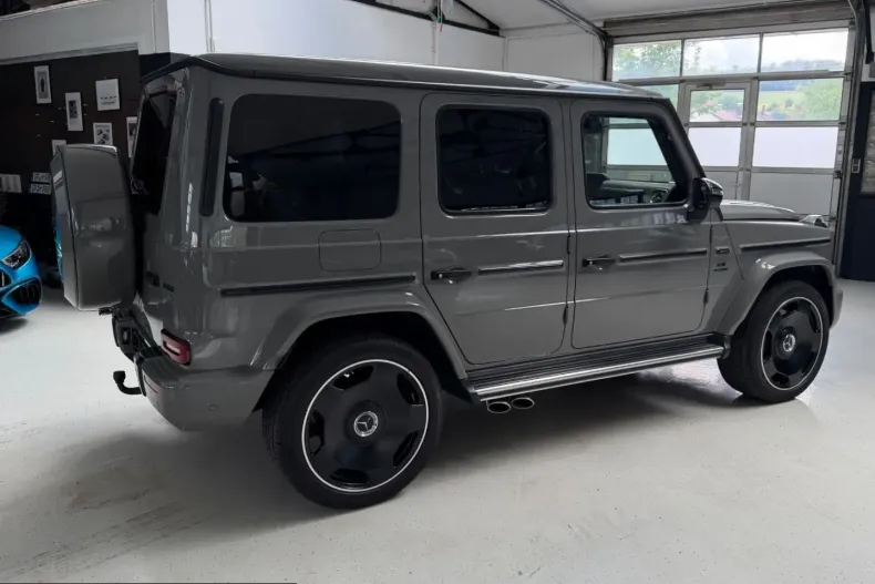 Mercedes-Benz G 63 AMG (Clasa G) din 2023 cu 35.500 km - oferta MER223698 - foto 4