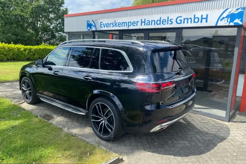 Mercedes-Benz GLS 580 (Clasa GLS) din 2025 cu 53.000 km - oferta MER223707 - foto 3