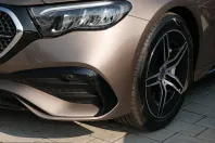 Mercedes-Benz E 220 (Clasa E) din 2024 cu 5.597 km - oferta MER223709 - foto 3
