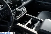 Land Rover Defender din 2025 cu 9.500 km - oferta LAN223710 - foto 14