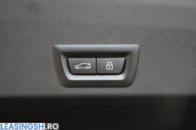 BMW XM (Seria X) din 2024 cu 17.026 km - oferta BMW223712 - foto 22