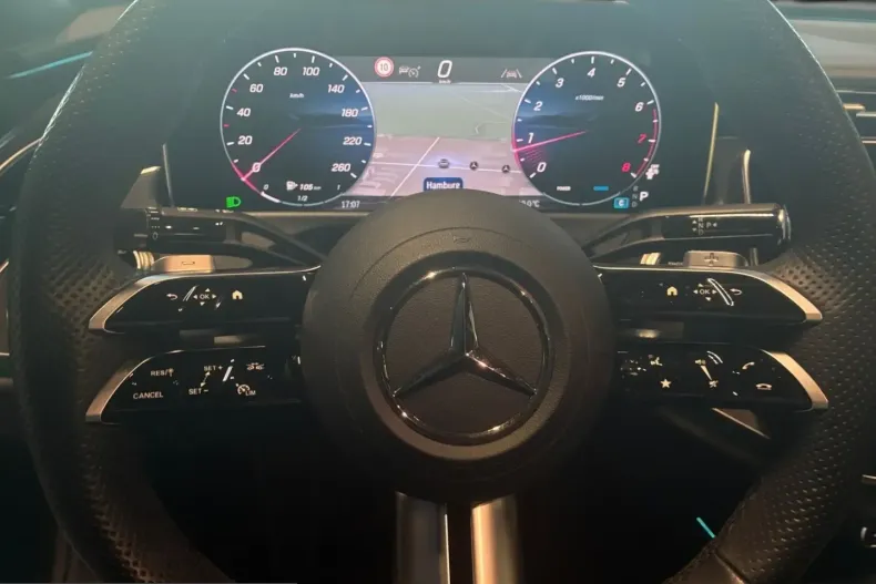 Mercedes-Benz E 200 (Clasa E) din 2025 cu 7.503 km - oferta MER223713 - foto 6