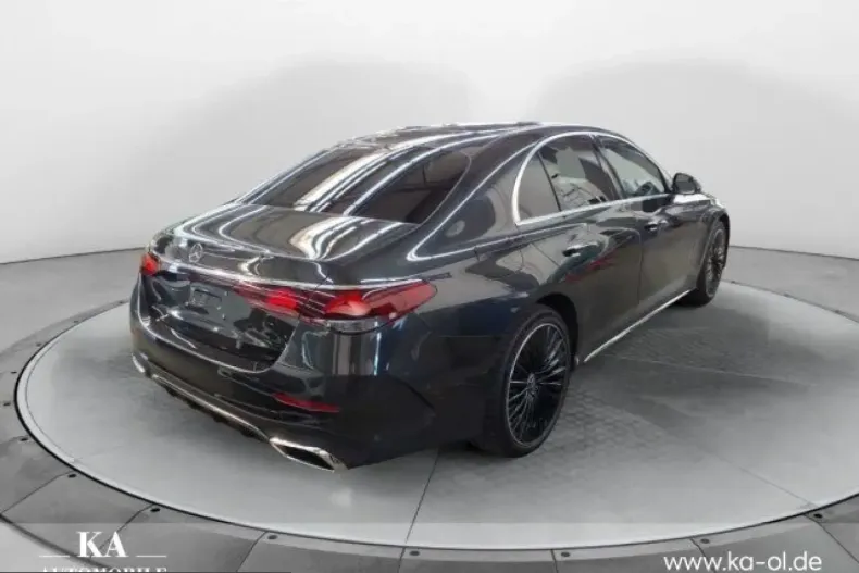 Mercedes-Benz E 300 (Clasa E) din 2024 cu 63.500 km - oferta MER223721 - foto 3