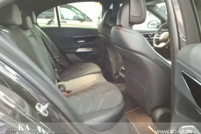 Mercedes-Benz E 300 (Clasa E) din 2024 cu 63.500 km - oferta MER223721 - foto 7