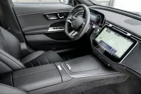 Mercedes-Benz E 200 (Clasa E) din 2025 cu 8.529 km - oferta MER223724 - foto 3