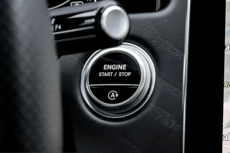 Mercedes-Benz E 200 (Clasa E) din 2025 cu 8.529 km - oferta MER223724 - foto 16
