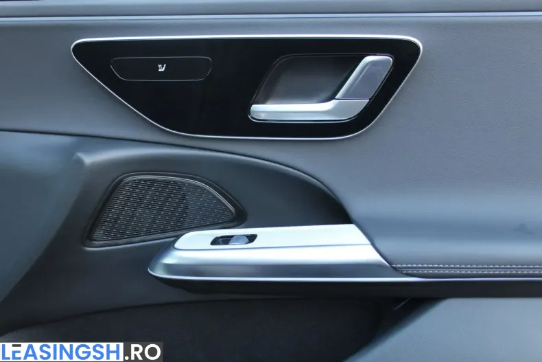 Mercedes-Benz E 200 (Clasa E) din 2024 cu 15.860 km - oferta MER223725 - foto 17