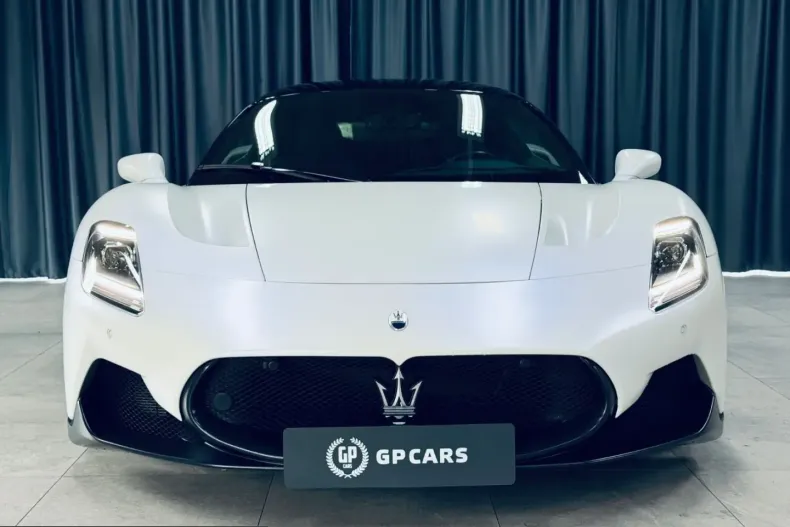 Maserati MC20 din 2021 cu 6.600 km - oferta MAS223726 - foto 3