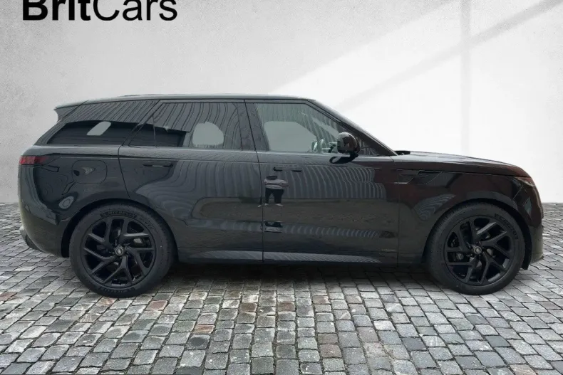 Land Rover Range Rover Sport din 2025 cu 9.479 km - oferta LAN223728 - foto 5