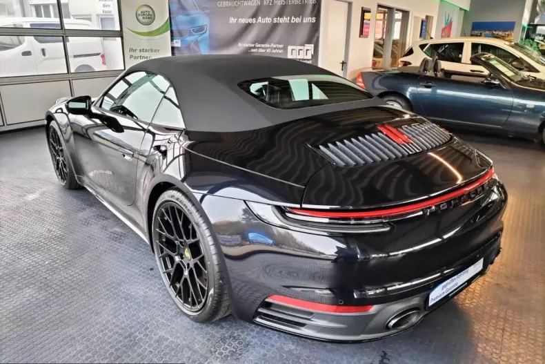 Porsche 911 din 2022 cu 19.000 km - oferta POR223731 - foto 6
