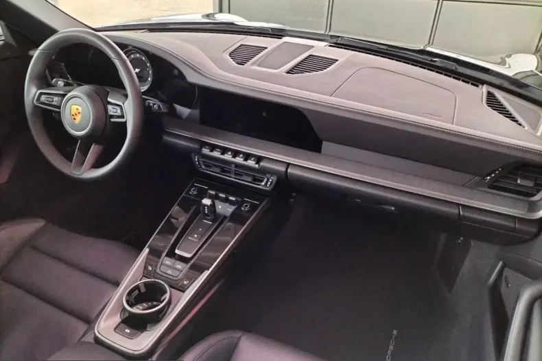 Porsche 911 din 2022 cu 19.000 km - oferta POR223731 - foto 11