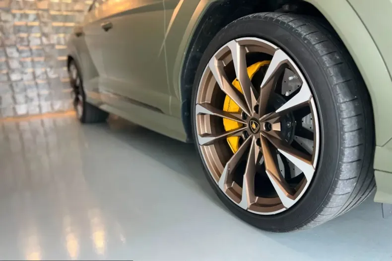 Lamborghini Urus din 2024 cu 24.990 km - oferta LAM223735 - foto 7
