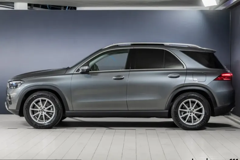 Mercedes-Benz GLE 350 (Clasa GLE) din 2025 cu 38.395 km - oferta MER223737 - foto 3