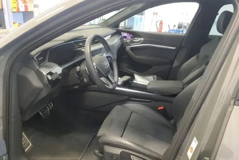 Audi Q8 e-tron din 2024 cu 52.834 km - oferta AUD223738 - foto 7