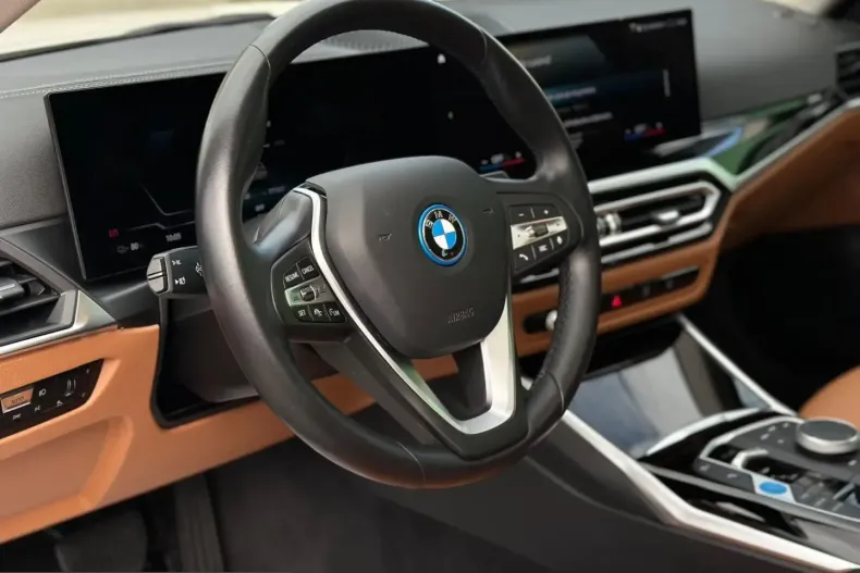 BMW i4 (Seria 4) din 2023 cu 69.202 km - oferta BMW223741 - foto 9