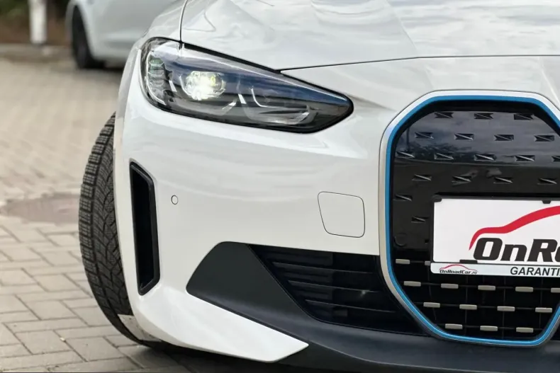 BMW i4 (Seria 4) din 2023 cu 69.202 km - oferta BMW223741 - foto 11