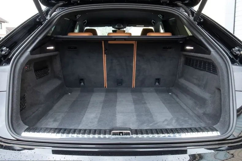 Audi RSQ8 din 2023 cu 70.000 km - oferta AUD223745 - foto 32