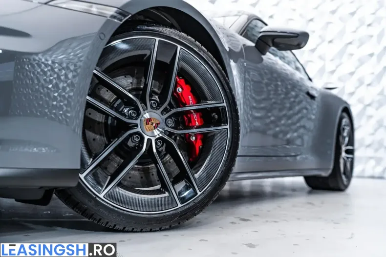 Porsche 992 din 2025 cu 8.500 km - oferta POR223747 - foto 7