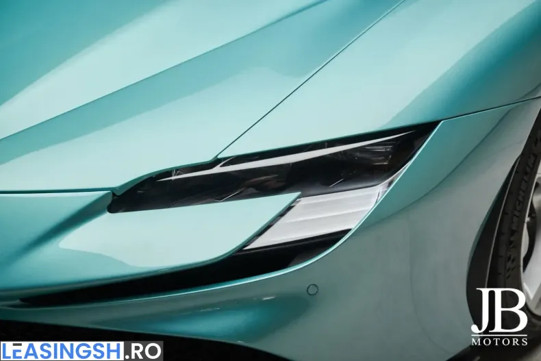 Ferrari SF90 din 2024 cu 6.900 km - oferta FER223748 - foto 8