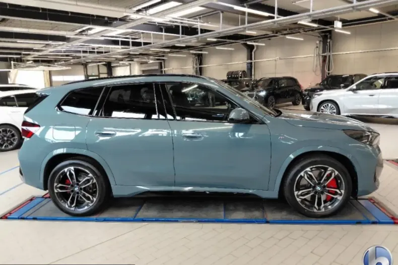BMW X1 (Seria X) din 2024 cu 27.990 km - oferta BMW223752 - foto 3