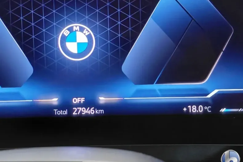 BMW X1 (Seria X) din 2024 cu 27.990 km - oferta BMW223752 - foto 12