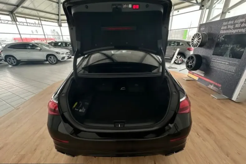 Mercedes-Benz E 53 AMG (Clasa E) din 2025 cu 8.021 km - oferta MER223755 - foto 6