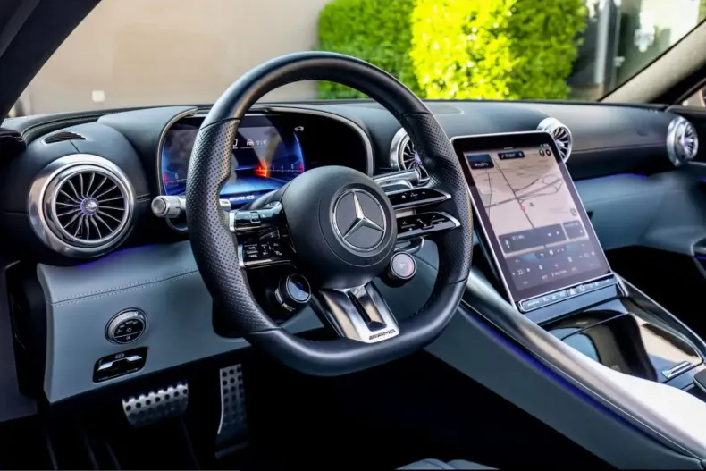 Mercedes-Benz SL 63 AMG (Clasa SL) din 2023 cu 14.500 km - oferta MER223757 - foto 12