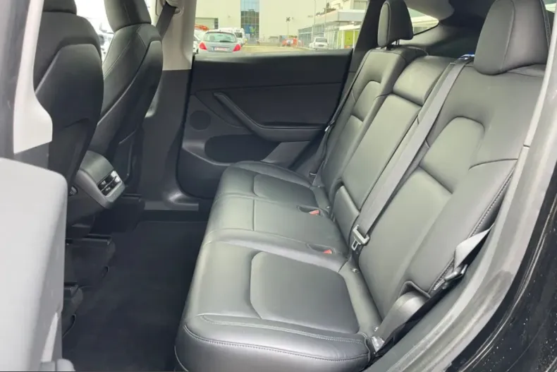 Tesla Model Y din 2023 cu 49.500 km - oferta TES223780 - foto 17