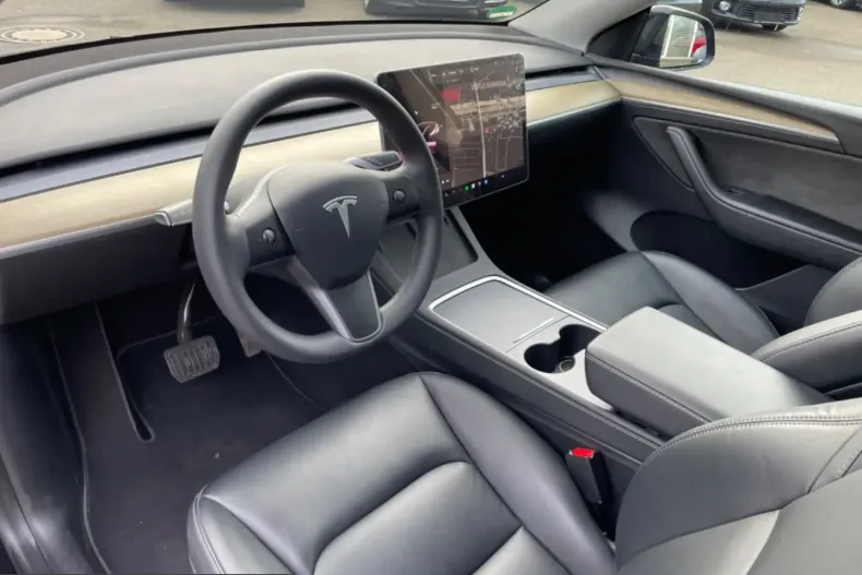 Tesla Model Y din 2023 cu 49.500 km - oferta TES223780 - foto 22