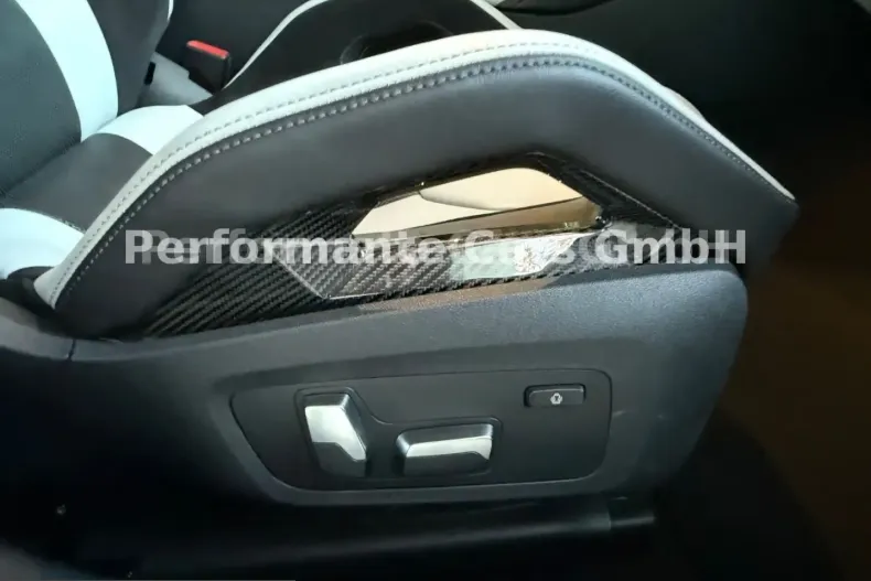 BMW M3 (Seria 3) din 2023 cu 73.122 km - oferta BMW223782 - foto 18