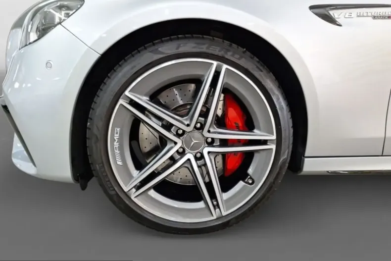 Mercedes-Benz E 63 AMG (Clasa E) din 2023 cu 32.392 km - oferta MER223793 - foto 9