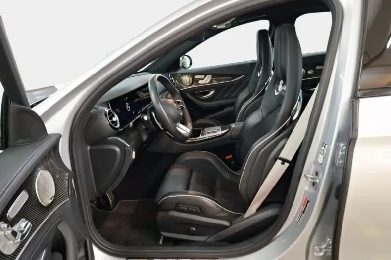Mercedes-Benz E 63 AMG (Clasa E) din 2023 cu 32.392 km - oferta MER223793 - foto 12