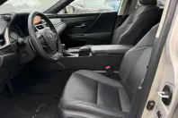 Lexus ES 300 din 2021 cu 60.362 km - oferta LEX223797 - foto 8