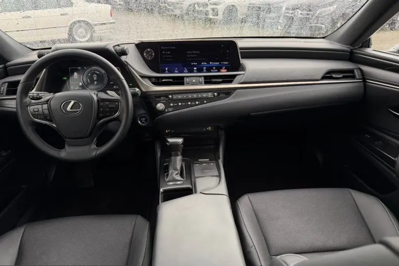 Lexus ES 300 din 2021 cu 60.362 km - oferta LEX223797 - foto 9