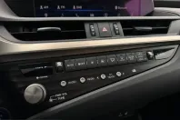 Lexus ES 300 din 2021 cu 60.362 km - oferta LEX223797 - foto 17