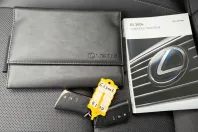 Lexus ES 300 din 2021 cu 60.362 km - oferta LEX223797 - foto 24