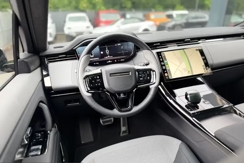 Land Rover Range Rover Sport din 2024 cu 47.800 km - oferta LAN223798 - foto 10