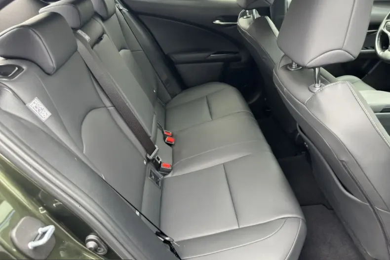 Lexus UX din 2023 cu 21.208 km - oferta LEX223802 - foto 17
