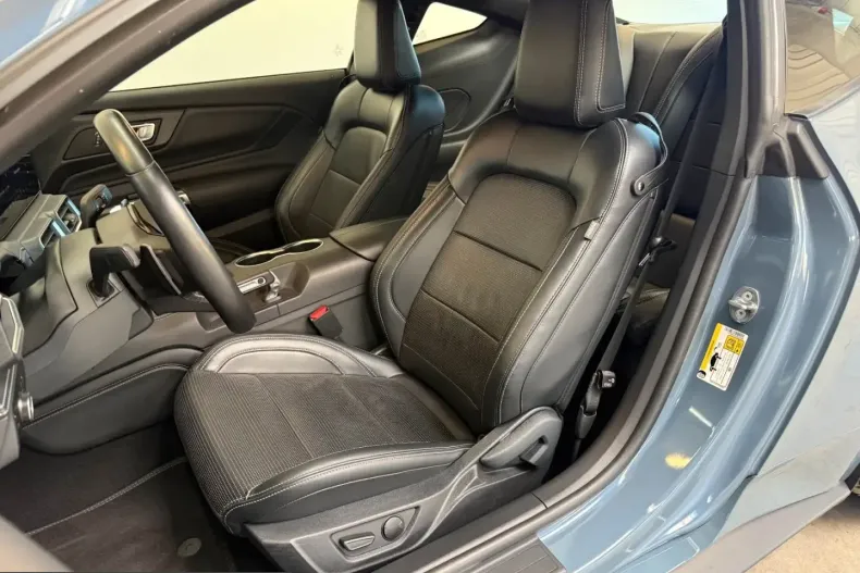 Ford Mustang din 2025 cu 19.882 km - oferta FOR223807 - foto 12