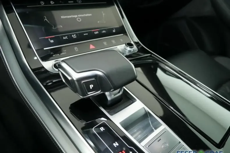Audi Q8 din 2024 cu 31.990 km - oferta AUD223813 - foto 10