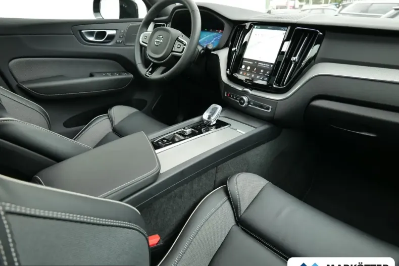 Volvo XC60 din 2024 cu 24.206 km - oferta VOL223816 - foto 10