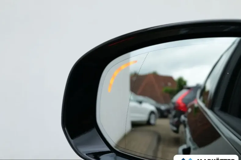 Volvo XC60 din 2024 cu 24.206 km - oferta VOL223816 - foto 21