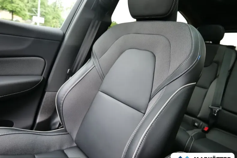 Volvo XC60 din 2024 cu 24.206 km - oferta VOL223816 - foto 30