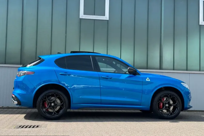 Alfa Romeo Stelvio din 2023 cu 27.979 km - oferta ALF223821 - foto 10