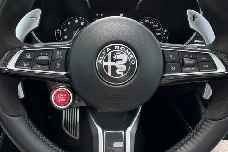 Alfa Romeo Stelvio din 2023 cu 27.979 km - oferta ALF223821 - foto 16