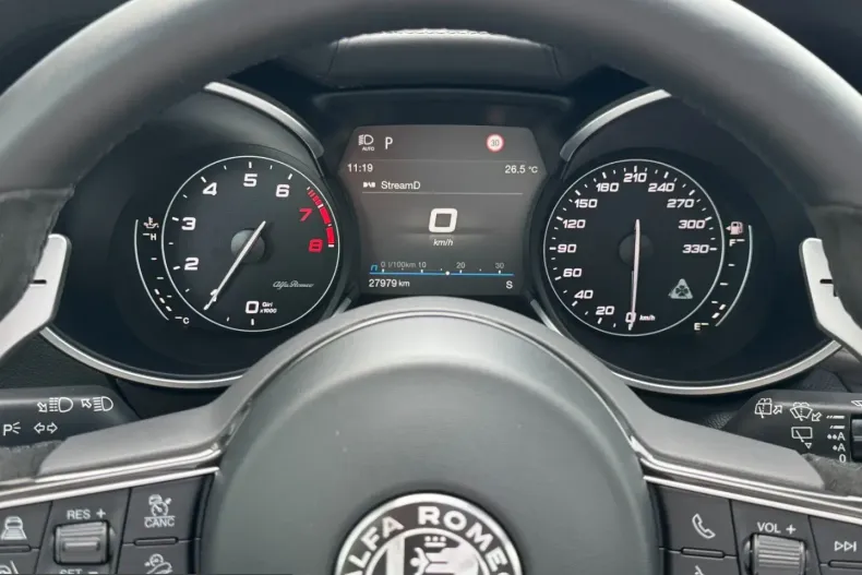Alfa Romeo Stelvio din 2023 cu 27.979 km - oferta ALF223821 - foto 17