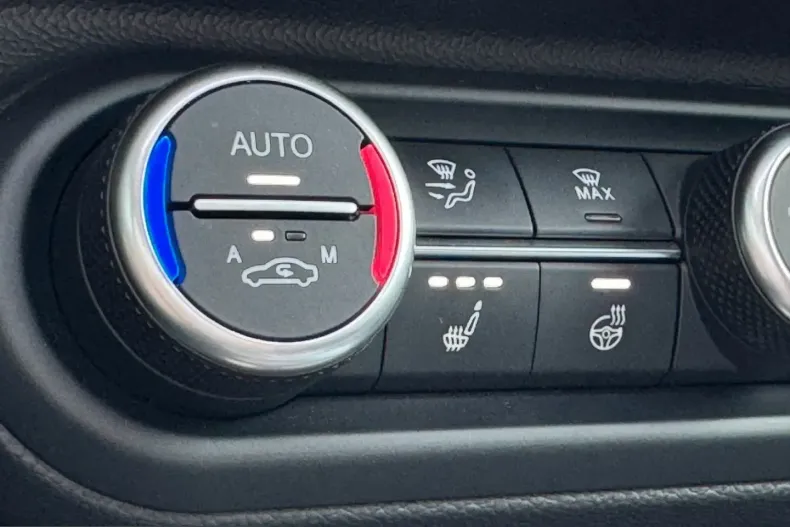 Alfa Romeo Stelvio din 2023 cu 27.979 km - oferta ALF223821 - foto 23