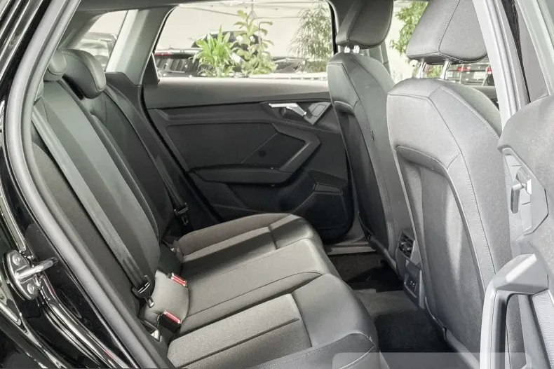 Audi A3 din 2024 cu 8.374 km - oferta AUD223827 - foto 7