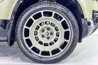 Land Rover Defender din 2023 cu 13.000 km - oferta LAN223829 - foto 30