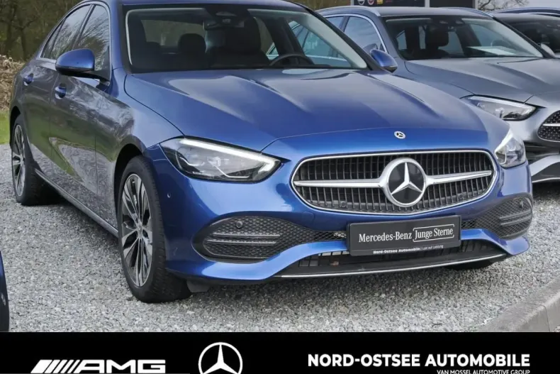 Mercedes-Benz C 300 (Clasa C) din 2023 cu 10.753 km - oferta MER223832 - foto 3